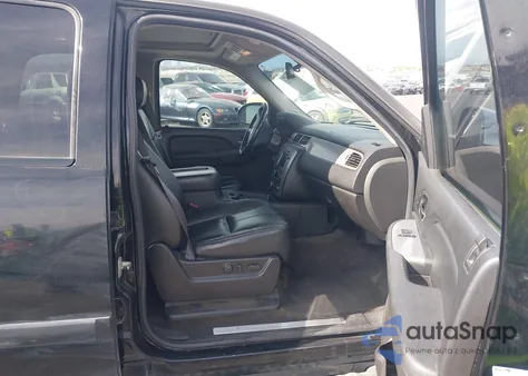 2008 Chevrolet Tahoe Lt из США, поврежденный, VIN 1GNFK13008R171447